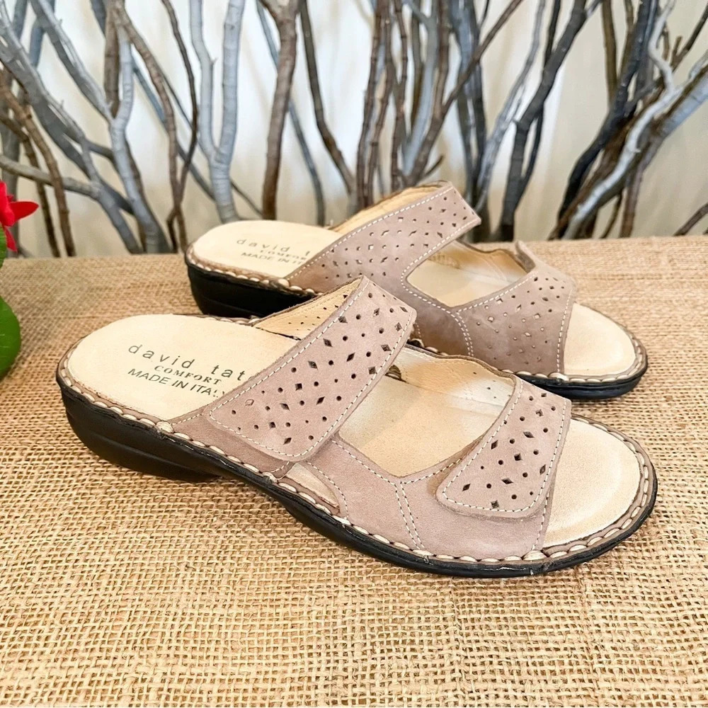David Tate Gelato Taupe Nubuck Adjustable  Size 6.5
